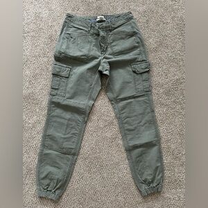 LLBean Cargo Pant Size 8